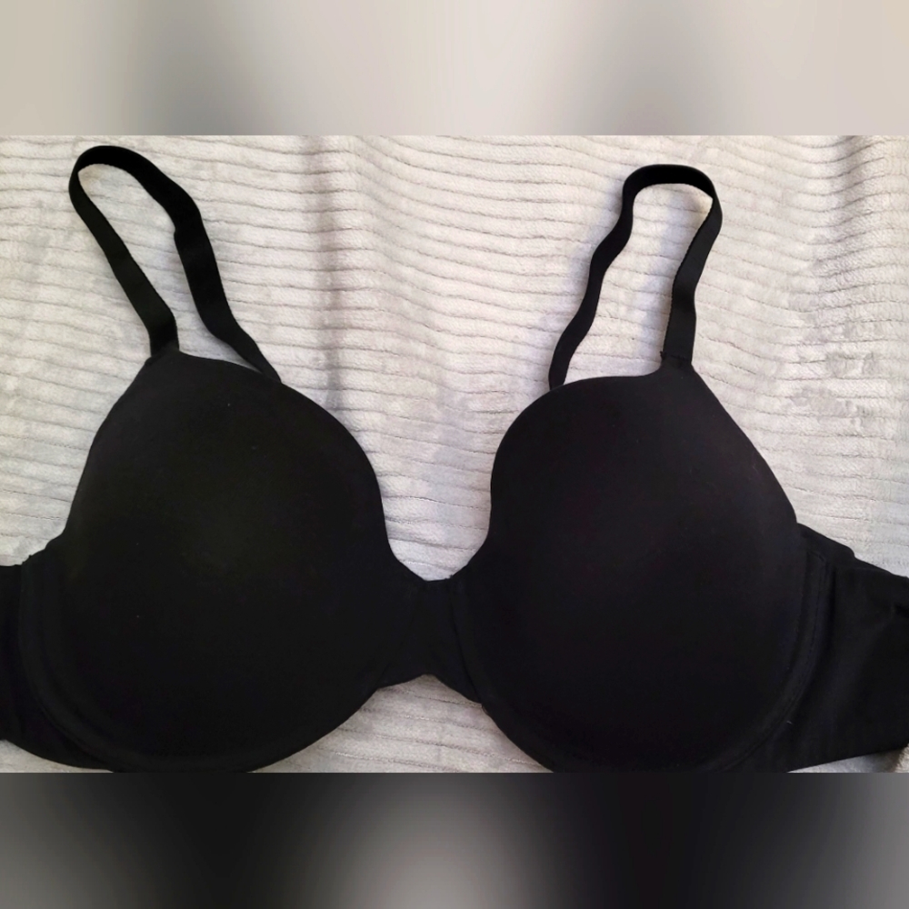 Tee shirt bra